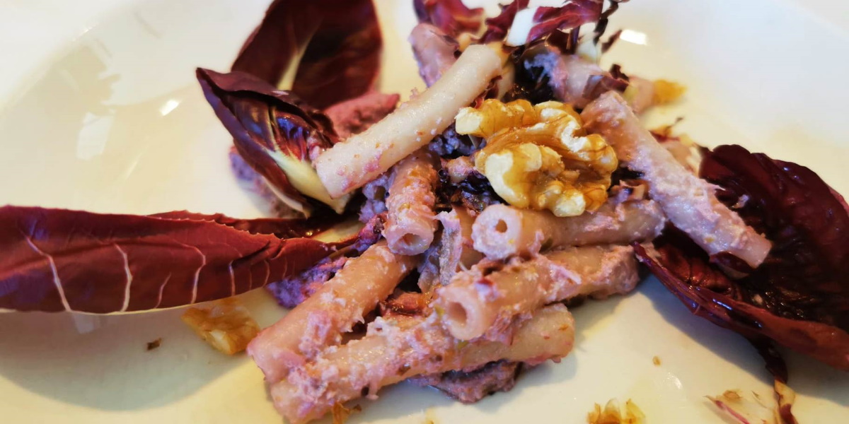 Maccheroni Radicchio e Noci